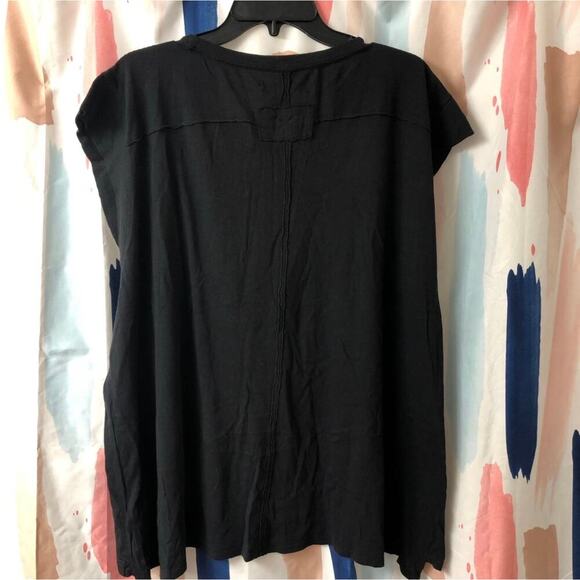 NWOT We the Free / Free People Naomi Tee in Washed Black Size Medium - Picture 7 of 13